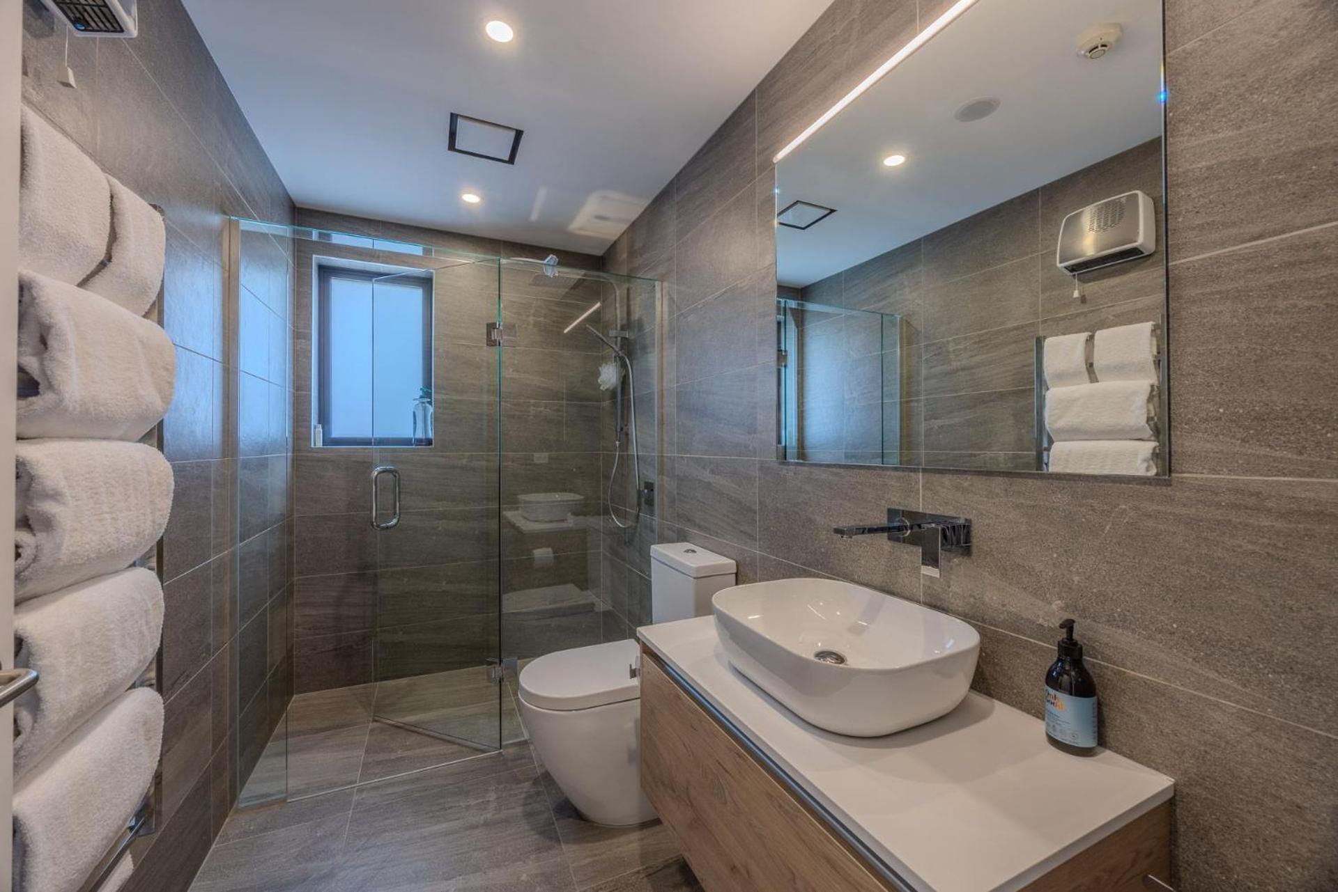 Marina Terrace Apartments, واناكا المظهر الخارجي الصورة